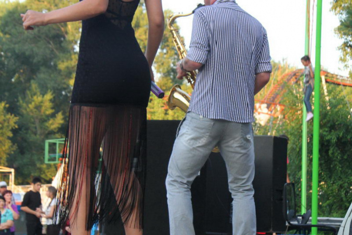 Сколько мы им платим